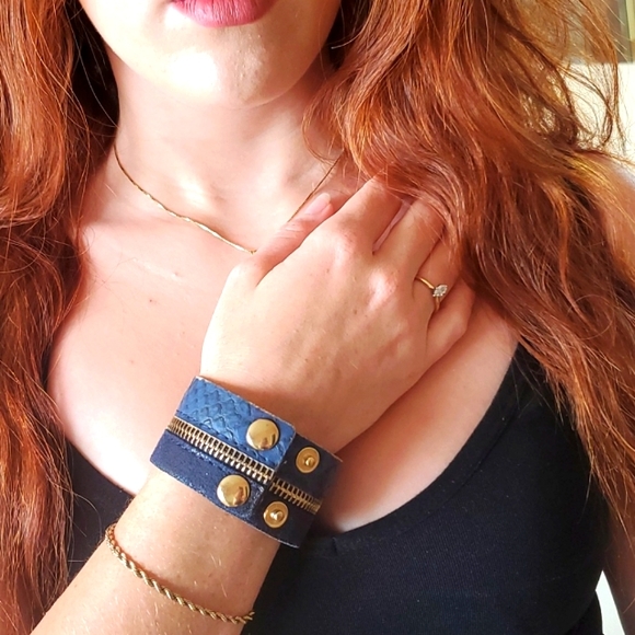 Leather Cuff - Picture 6 of 12